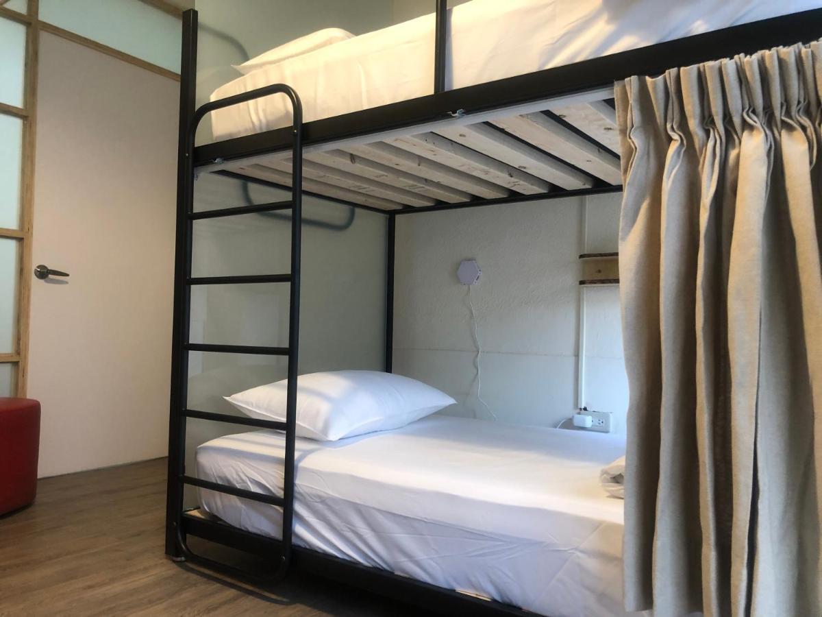 Simple Walk Guest House 小公寓 Tainan Exterior photo